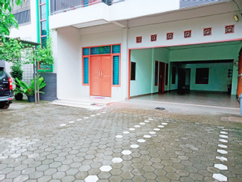 Exterior & Views 2, OYO 92069 Rafa Kost, Jambi