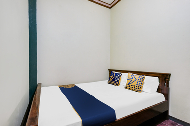 Bedroom 1, SPOT ON 92068 Pudja Kesuma Homestay Yogyakarta, Sleman