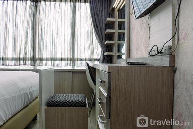 Bedroom 1, Chic and Cozy 1BR Apt at H Residence By Travelio, Jakarta Timur