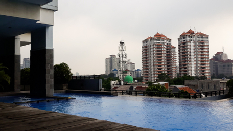 Exterior & Views 2, Nice and Comfort 1BR Apartment at Marbella Kemang Residence By Travelio, Jakarta Selatan