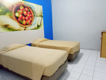 Kamar Keluarga Queen atau Twin - Pemandangan Kolam Renang