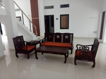 Public Area 1, RedDoorz near Jawa Timur Park 3, Malang