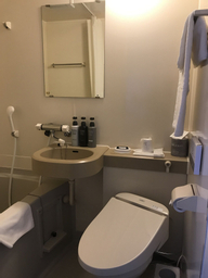 Bedroom 4, Hotel New Ueno, Taitō