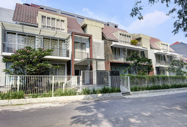 Exterior & Views 2, Sampit Residence Managed by Flat06, Jakarta Selatan