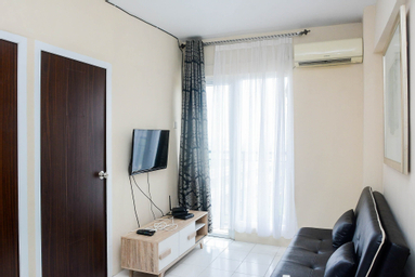 Comfy 2BR Mutiara Bekasi Apartement By Travelio, bekasi
