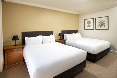 Bedroom 4, Pan Pacific Perth, Perth