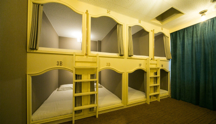 Bedroom 3, The Wardrobe Hostel Roppongi, Minato