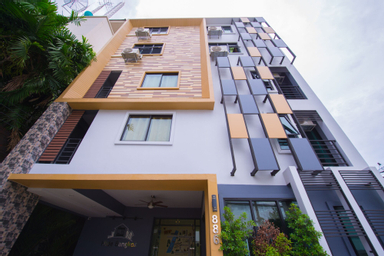 Exterior & Views 2, Hide Bangkok Hostel, Khlong Toey