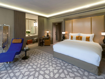 King Deluxe Room - Garden View
