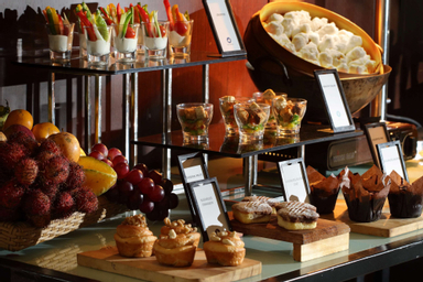 Food & Drinks