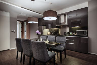 Dining Room 5