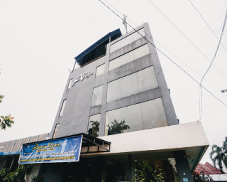 Exterior & Views 2, RedDoorz Plus near Cambridge City Square, Medan