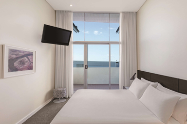 Bedroom 3, Adina Apartment Hotel Perth, Perth