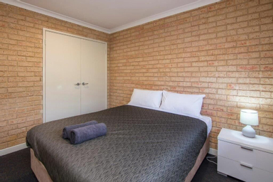 Bedroom 3, Cervantes Pinnacles Motel, Dandaragan