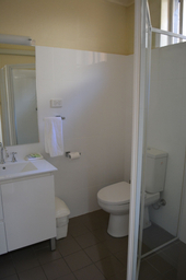 Bedroom 4, Chelsea Motor Inn, Coffs Harbour - Pt A