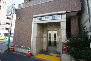 Exterior & Views 2, Castle Apartment Nezu, Bunkyō