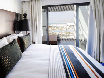 Queen Superior Room - Ocean View