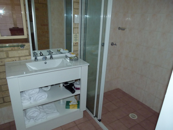 Bedroom 3, Lismore Wilson Motel, Lismore - Pt A