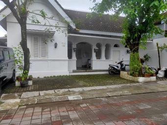 Exterior & Views 1, Stay Inbox Malioboro, Yogyakarta