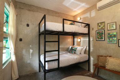 Bedroom 2, Kosta Hostel Seminyak, Badung