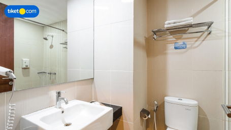 Bathroom 9