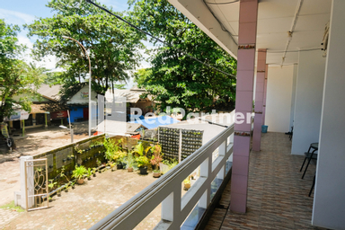 Exterior & Views 3, Ken Zong Inn Hotel, Sukabumi