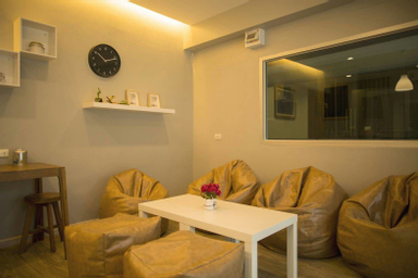 Dining Room 1, The Suvarnabhumi Apartment, Bang Plee