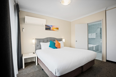 Bedroom 4, Broadwater Resort, Busselton