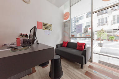 RedDoorz Apartment @ Jarrdin Cihampelas, bandung
