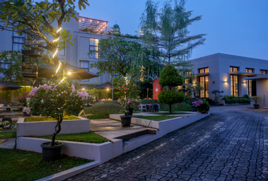 Exterior & Views 2, Merlyns Garden Inn, Bungo