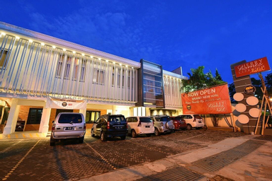 Exterior & Views 2, Cherry Homes Express Hotel, Bandung