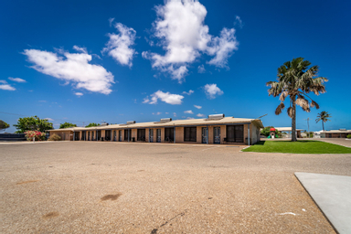 Exterior & Views 2, Carnarvon Motel WA, Carnarvon