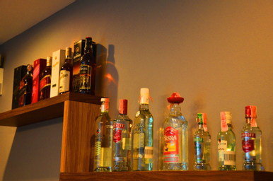 Food & Drinks