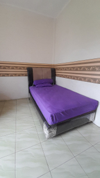 Bedroom 3, SPOT ON 92307 Kos Rumah Mirah Syariah, Medan