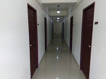 Others 3, Baan Mai Guest House, Bang Na