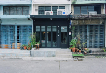 Exterior & Views, Need Sleep Hostel, Phra Khanong