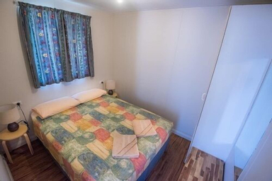 Bedroom 3, Capricorn Holiday Park, Carnarvon