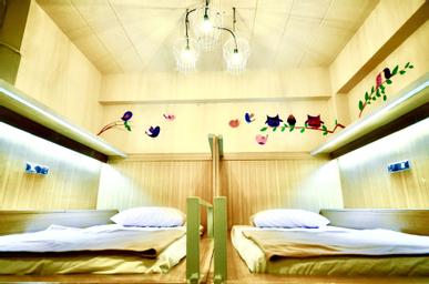 Bedroom 4, The Neighbor Hoot Hostel & Cafe, Huai Kwang