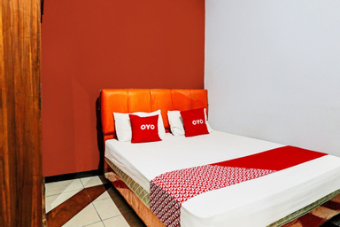 Bedroom 1, OYO 92127 Skyland Pasteur (tutup sementara), Bandung