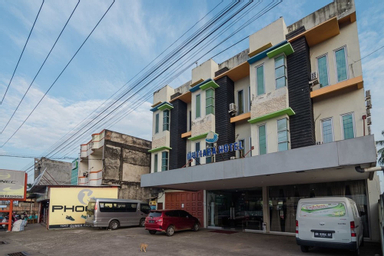 Exterior & Views 2, RedDoorz Plus near Simpang Rimbo Jambi, Jambi