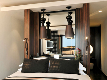 Queen Superior Room - Garden View