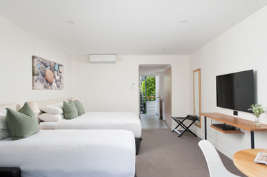 Bedroom 3, Hotel Nelson, Port Stephens