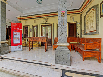 Public Area 2, OYO 91326 Two Mades Guest House (tutup sementara), Denpasar