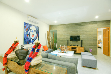Others 4, Villa Azure, Badung