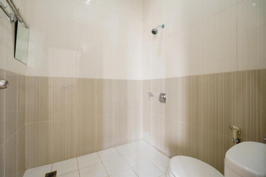 Bedroom 4, RedDoorz Syariah near Lahat Station, Lahat