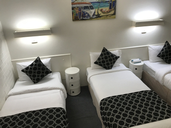 Bedroom 14