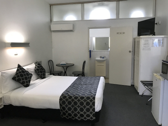 Bedroom 16