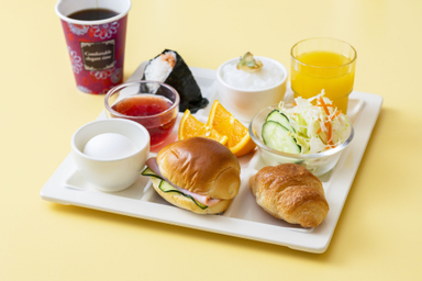 Food & Drinks