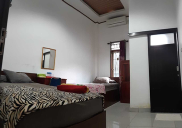 Bedroom 3, Losmen Ibu Hj. Tarjo Palembang, Palembang