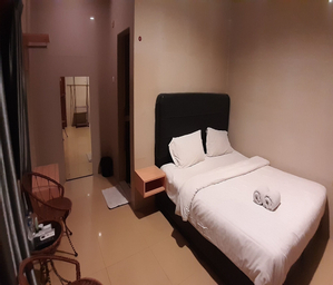 Bedroom 1, New Hotel Gentala, Medan